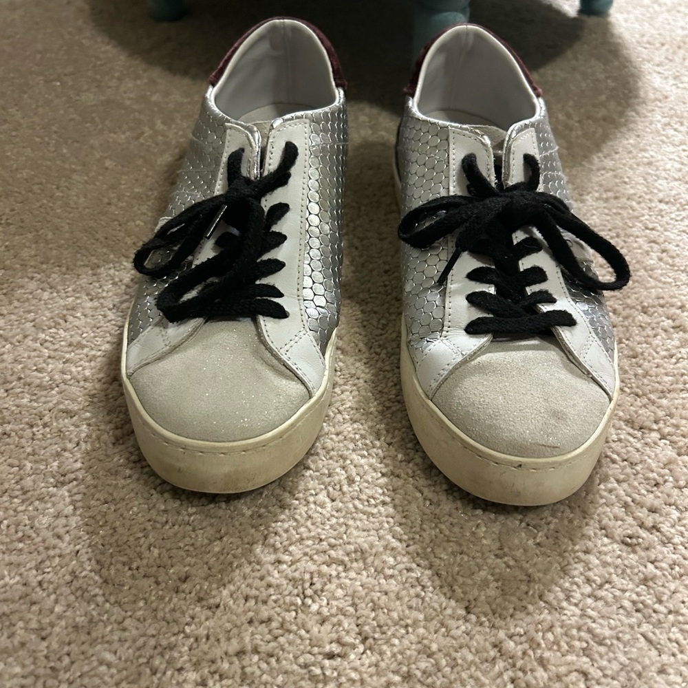 DATE Women’s Silver and Black Leather Studded Sneakers Size 8 - Picture 2 of 8